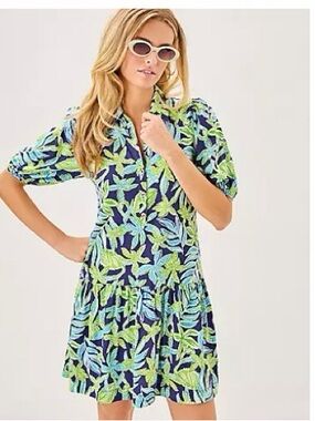 Lilly Pulitzer Short Sleeve Tie-Waist Dress in Green and Light Blue Leaf Print